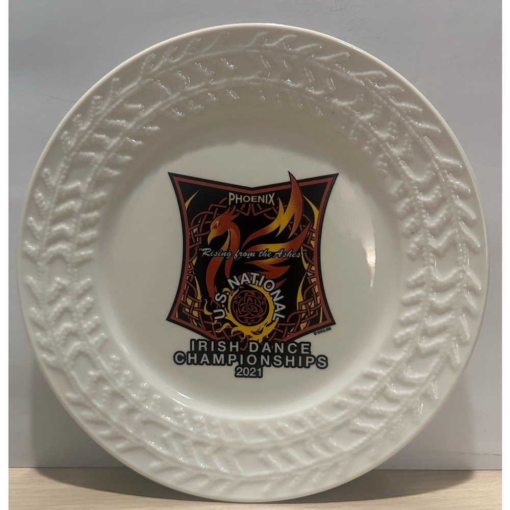 Plate BELLEEK ACCENT PLATE IRISH DANCE